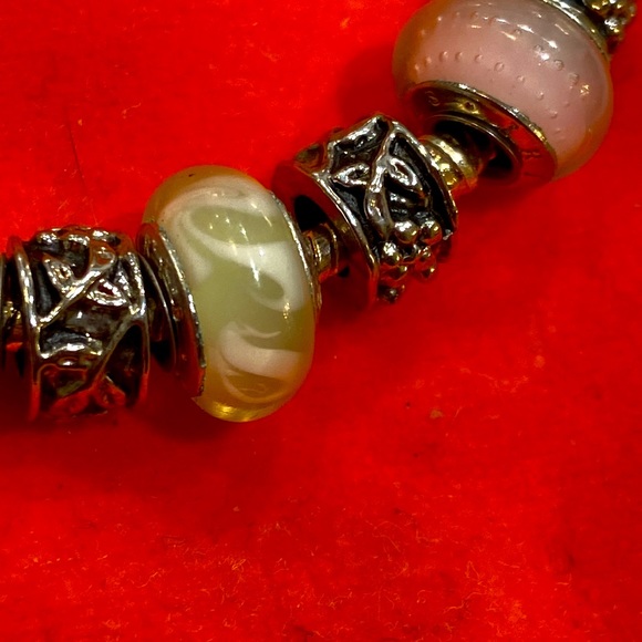 Iris by Joseph Nogucci Murano Glass And Silver bead Bracelet - Picture 4 of 8